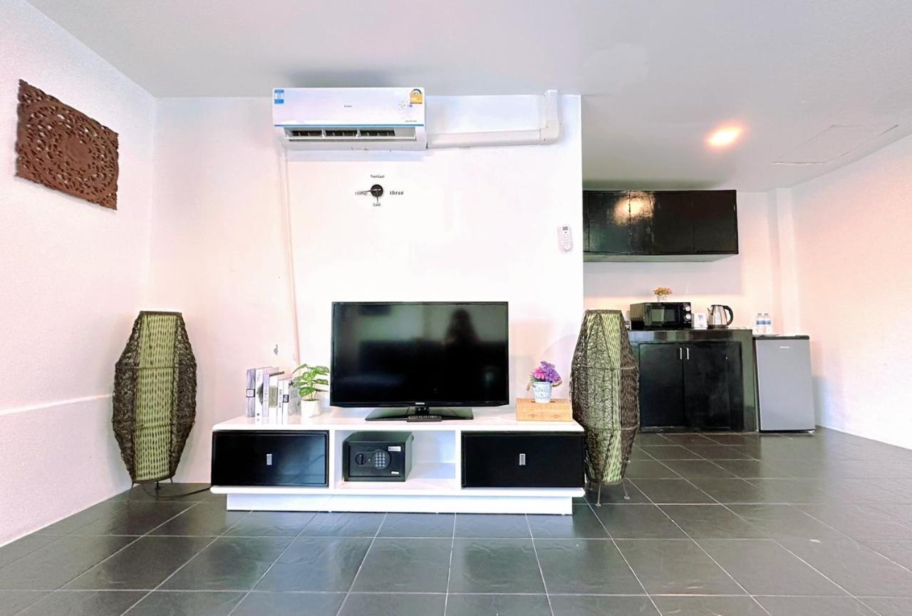 Hotel Baya Phuket Patong Ngoại thất bức ảnh