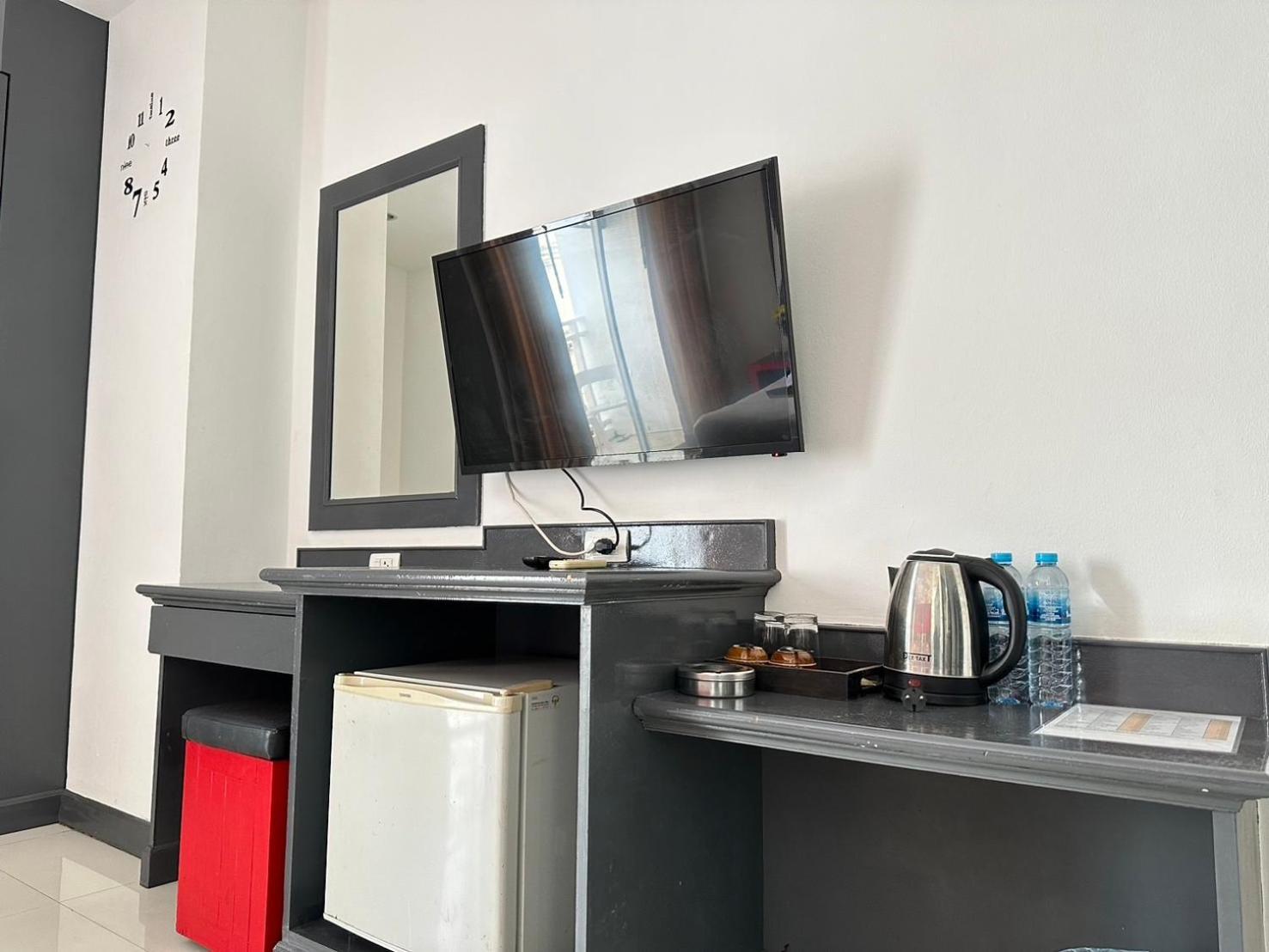 Hotel Baya Phuket Patong Ngoại thất bức ảnh